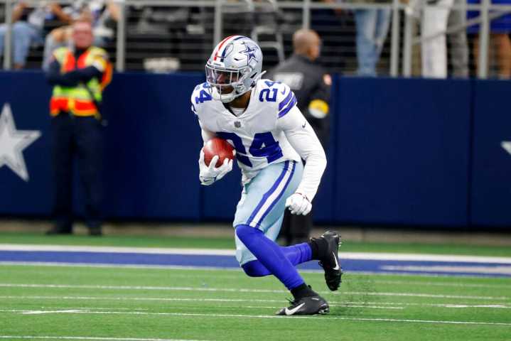Ex-Dallas Cowboys cornerback arrested after crash kills 27