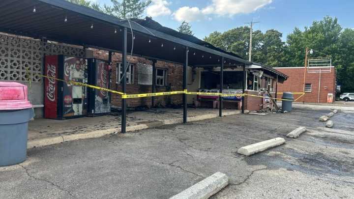 'I'm still in shock': Man who helped build Jack's Quick Snack reacts to devastating fire