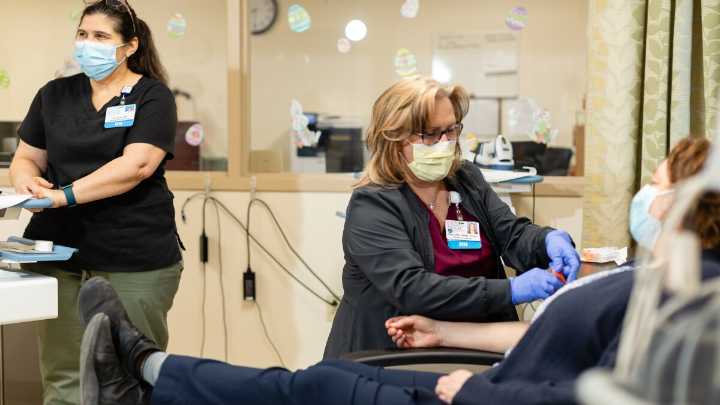 A cap on drug prices at Vt. hospitals will save millions. Hospitals say they can’t afford it