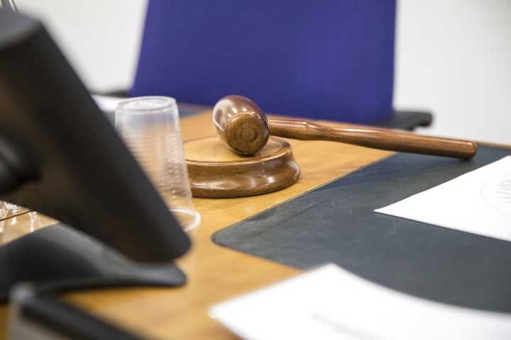 Juez aprueba un acuerdo en favor de beneficiarios de DACA a quienes les habían negado un crédito