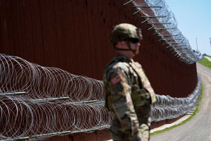 DHS autoriza la construcción de 36 millas de muro fronterizo obviando leyes ambientales