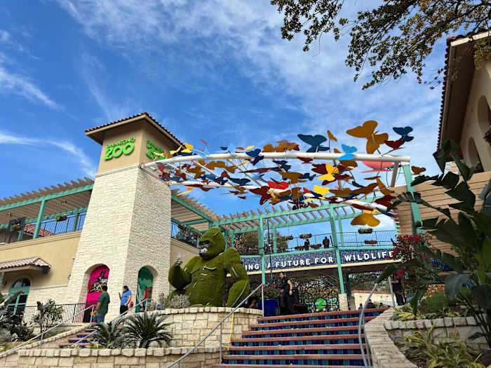 🐟 Things to do in San Antonio this weekend: ‘Beautiful: The Carole King Musical,’ Free Fishing Day, Zoo Locals Day