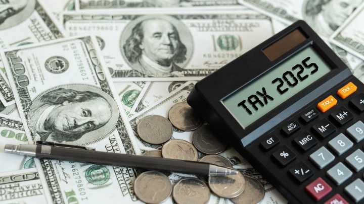 Quiénes recibirán reembolso de $3,000 del IRS este mes