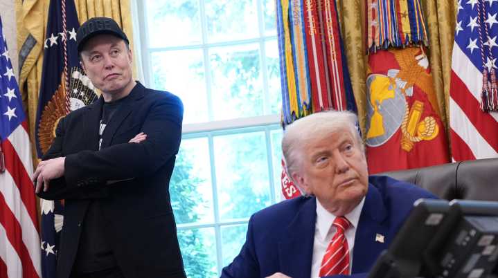 Trump & Elon Bring Their Claws Out At Each Other As Bromance Breakup Gets Nasty