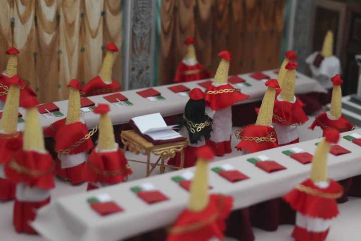 A quirky vegetable sculpture contest features a squash Donald Trump and a papal 'Cornclave'