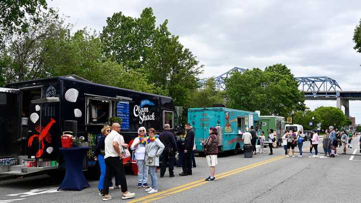 Food trucks to provide late night service in Boston this summer