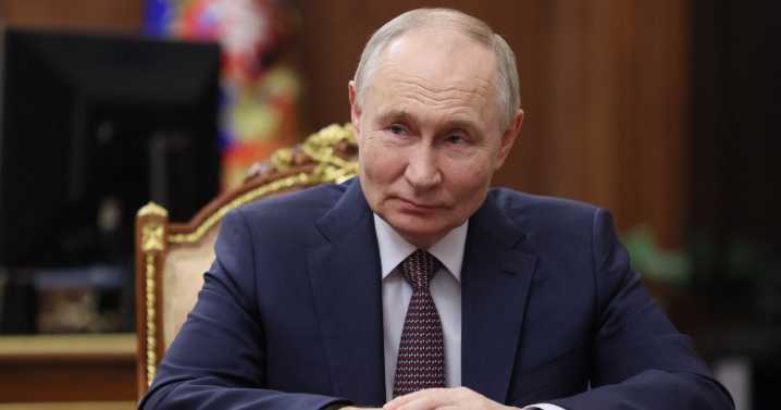 Putin acusa a Ucrania de escalar el conflicto en una conversación telefónica con el Papa León XIV