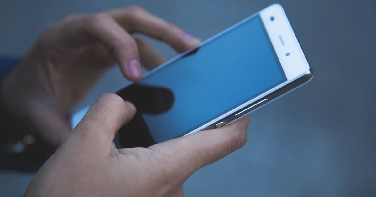 A cybersecurity expert shares tips to keep kids safe online
