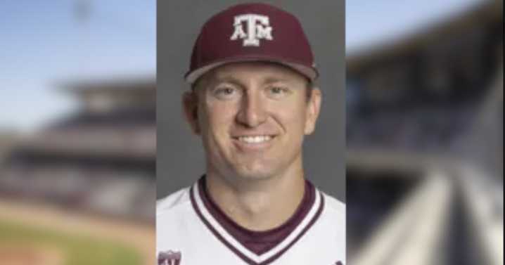 Texas A&M baseball adds Cliff Pennington to coaching staff