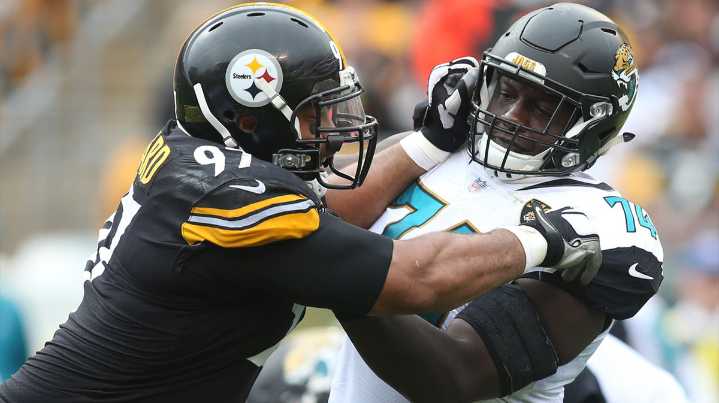 Steelers’ Cam Heyward slams fan for burning Fitzpatrick jersey over Rodgers deal