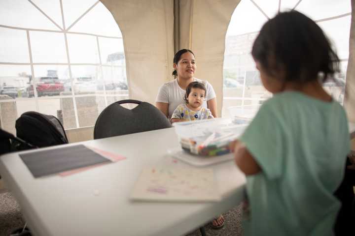 Manitoba wildfire evacuees transported to Niagara Falls, a city already teeming with shelter