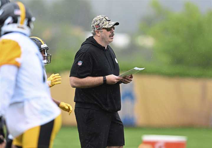 WATCH: Does Steelers' Arthur Smith know how to unlock Aaron Rodgers? Can they be AFC contenders?