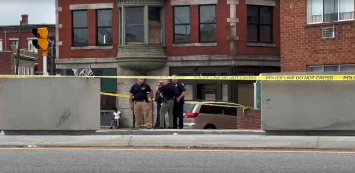 Intersection shut down for crime scene in Pawtucket