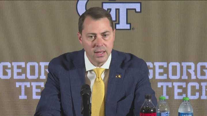 Georgia Tech AD J Batt leaves for Michigan State