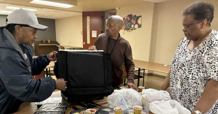 Mobile Meals budget crisis worries seniors who count on food deliveries