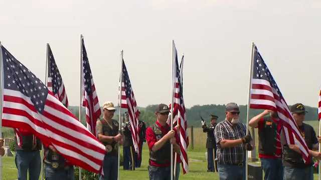 81 years later, Iowans gather to honor man killed on D