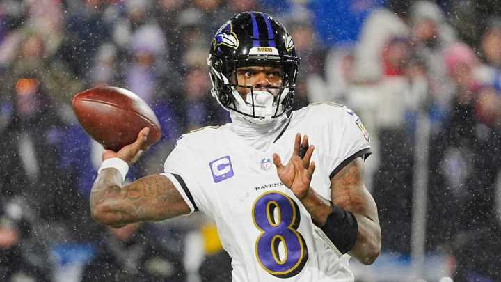Ravens GM provides update on Lamar Jackson extension