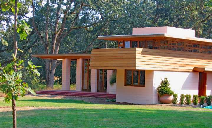 Celebrate architect Frank Lloyd Wright’s birthday inside the only house he designed in Oregon