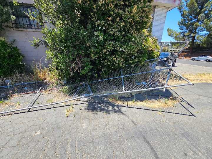 Old Walnut Creek Black Angus Site Still Empty, Still Trashy, Still No Progress