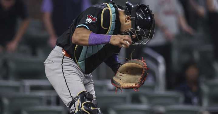 D-backs catcher Gabriel Moreno leaves game in the 6th