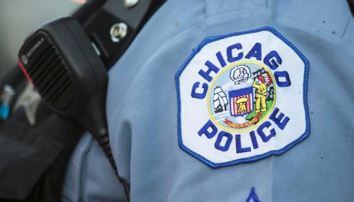 Man shot in Albany Park