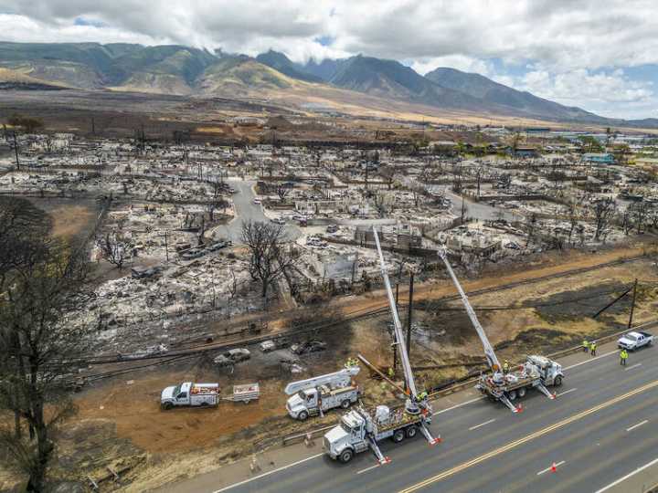 Hawaiian Electric seeks approval for wildfire safety work