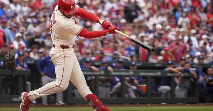 Nolan Arenado’s ninth-inning RBI double lifts the Cardinals over the Dodgers 2