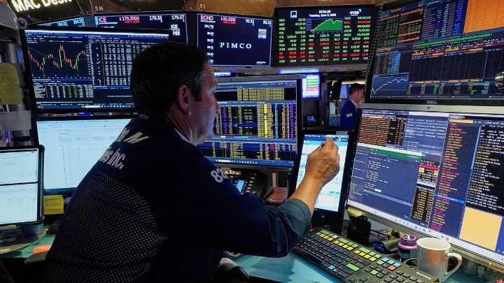 Wall Street’s big rally stalls following some discouraging economic data