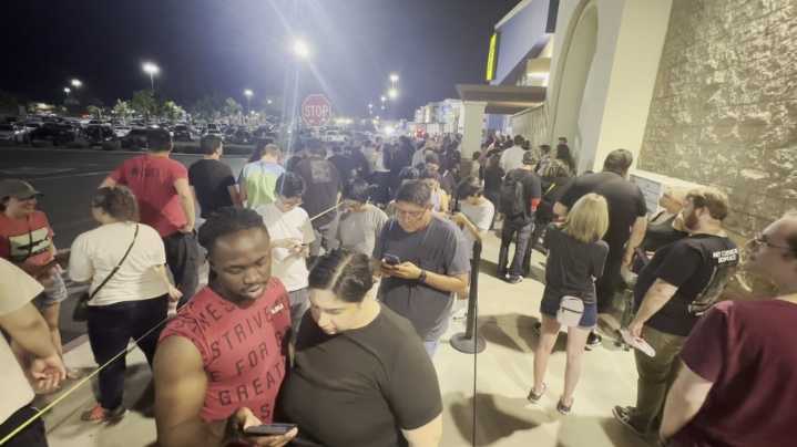 Nintendo Switch 2 launch draws big crowds in Bakersfield