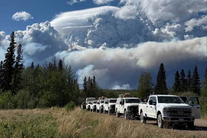 Thousands evacuate as Canadian wildfires spread, impacting air quality in some U.S. states