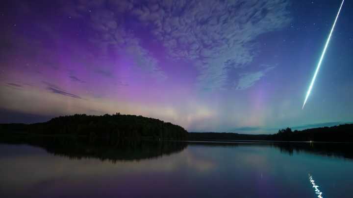 Fireball streaks through aurora-filled skies | Space photo of the day for June 5, 2025