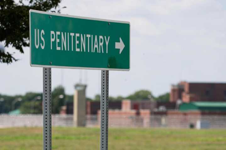 Judge: Federal prisons must continue providing hormone therapy