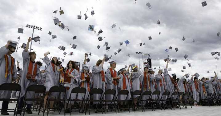 'Go be great': Helena High celebrates its 146th senior class urging graduates to be brave, bold