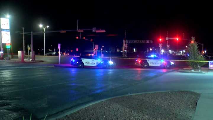 1 hospitalized, 3 others injured in West El Paso crash