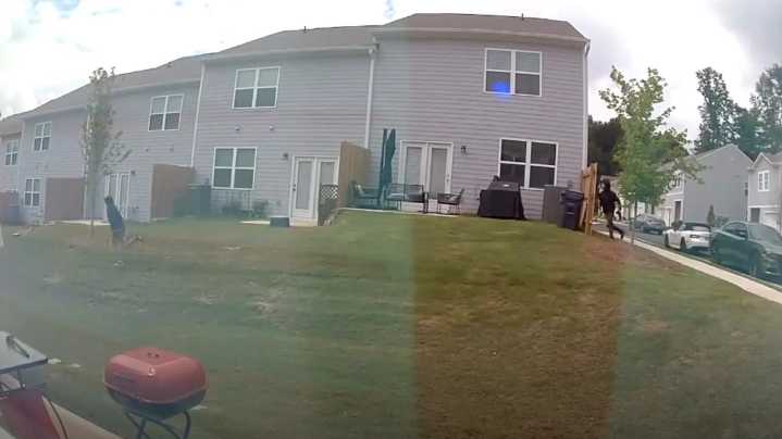 2 injured in shooting, drive to Greenbriar Mall for help | Police release video in search for suspects