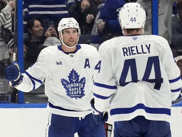 Mitch Marner must go, John Tavares can stay poll results say