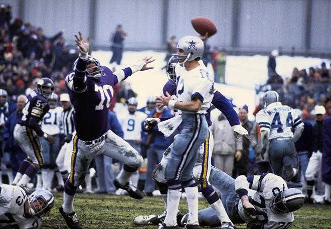 Jim Marshall, one of Vikings’ Purple People Eaters, dies at 87