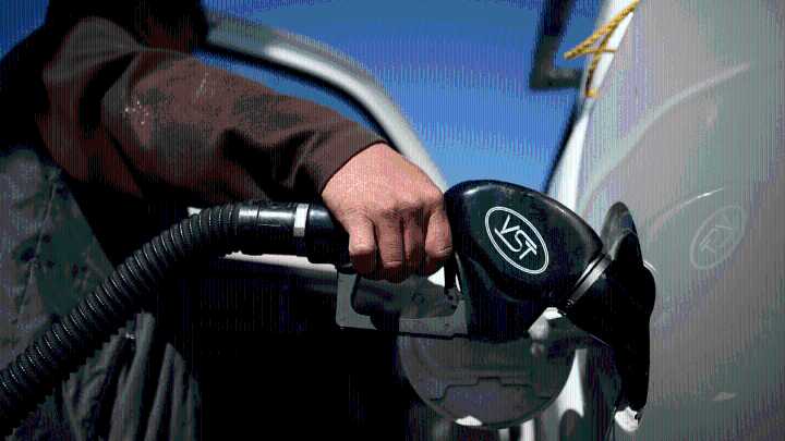 Average San Diego County gas price drops to lowest amount since March 27