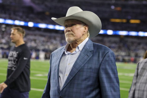 Terry Bradshaw Announces Boston Move as Aaron Rodgers & Pittsburgh Steelers Nightmare Comes True Terry Bradshaw drops 48 lbs, announces a stage comeback—and now watches his No.12 legacy get tested by 