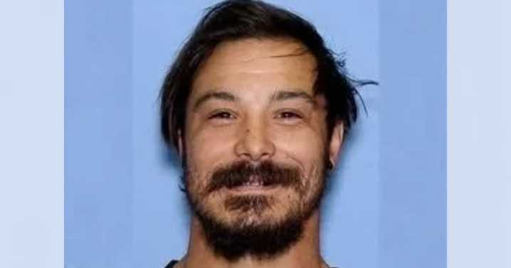 Father accused of killing three children faces federal charges; searched how to move to Canada