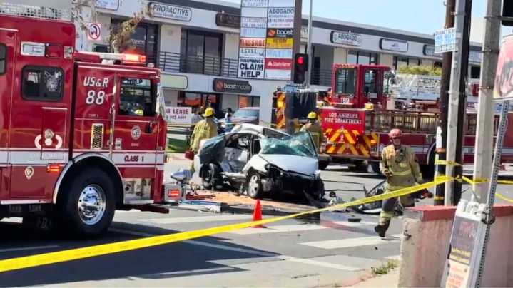 Fatal Sun Valley crash leaves multiple patients trapped in crushed car