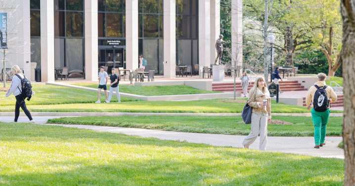 Lilly Williams of Florence recognized at Wofford Honors Convocation