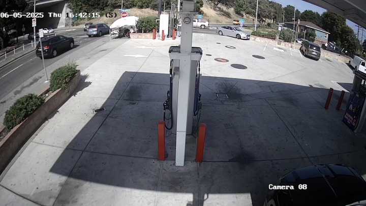 Surveillance video shows man dumped at East Oakland gas station after apparent shooting
