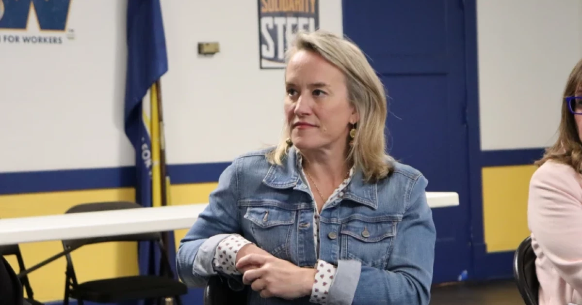Congresswoman Nikki Budzinski monitoring  the impact of tariffs on her district