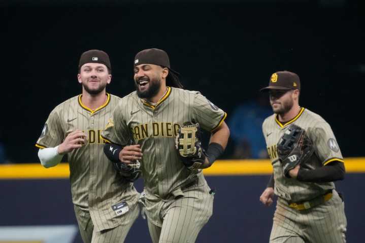 Padres' series with Brewers a big one, even with Dodgers looming