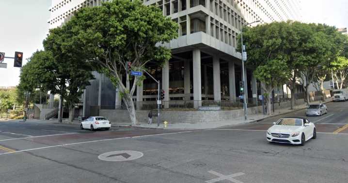 Sheriff's deputies flee moving truck as man hijacks department vehicle in downtown L.A.