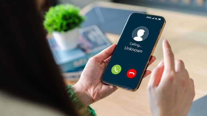 Is It Worth Reporting Scams? Why I Do and Why You Should Too
