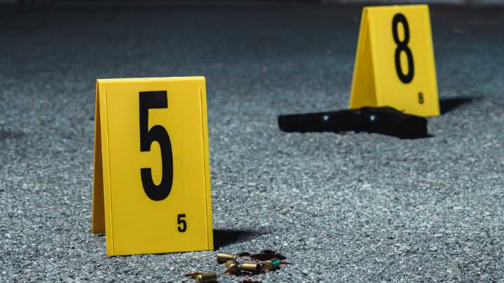 Balacera desde motoras deja un muerto en Cataño