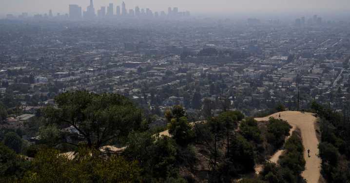 Southern California air regulators weigh a plan to phase out gas furnaces and water heaters