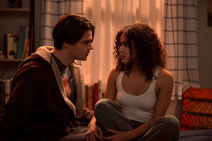 Ginny and Georgia's Ginny Tells [Spoiler] About Her Self-Harm, Almost Kisses Marcus After Split